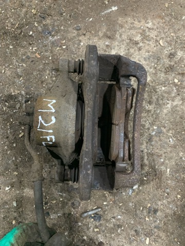 Супорт гальмівний, передній, лівий 581802YA50 HYUNDAI