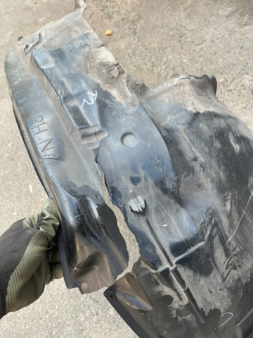 Підкрилок переднього крила, правий 59110AG001 SUBARU