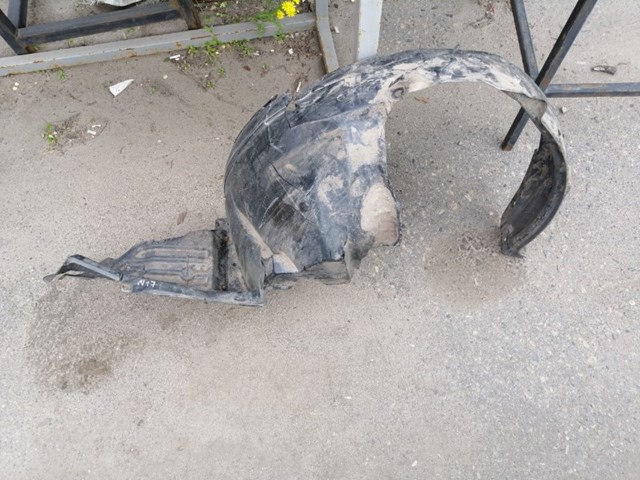Підкрилок переднього крила, правий 59110AG001 SUBARU