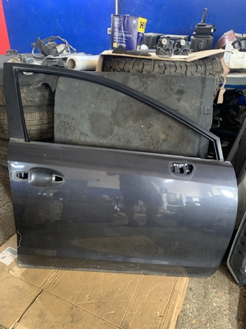 Дверка передня права 60009FJ0009P SUBARU