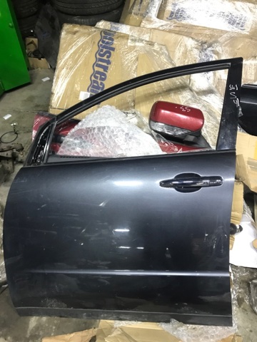 Водійські двері 60009XA01A9P SUBARU