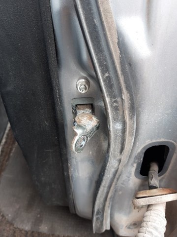 Обмежувач відкриття дверей, задній 62124AJ010 SUBARU