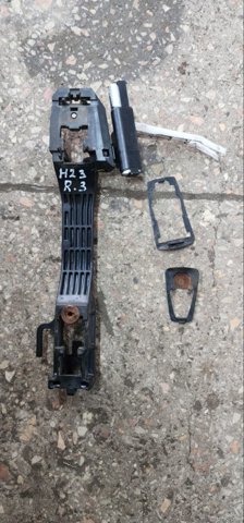 Тримач зовнішньої ручки дверей, задніх правих 62142SC000 SUBARU
