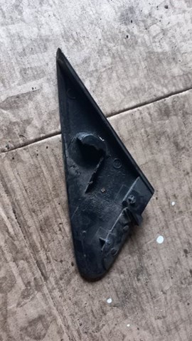 Молдинг переднього правого крила 65250SG020 SUBARU
