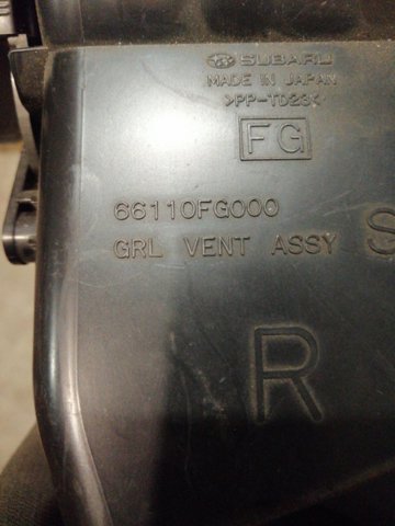 Решітка повітроводу права 66110FG002 SUBARU