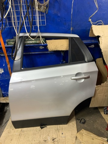 Двері задні 6800461M01 SUZUKI