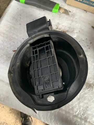 Лючок (дверцята) бензобака 69513D7000 HYUNDAI