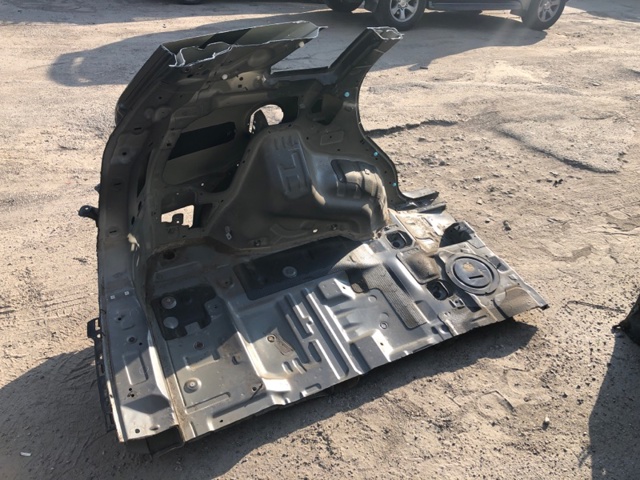 Бічна частина задня ліва 715032PC00 HYUNDAI