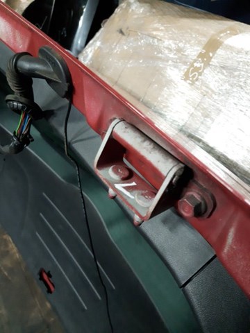 Петля багажника 797102S000 HYUNDAI