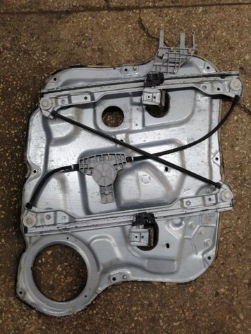 Склопідйомник передньої правої двері 824812B000 HYUNDAI