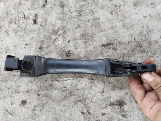 Ручка передніх дверей зовнішня, права 82661D7000 HYUNDAI