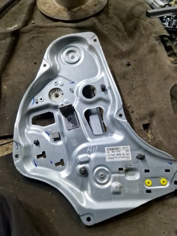 Механізм склопідйомника двері задньої, правої 834022Y000 HYUNDAI