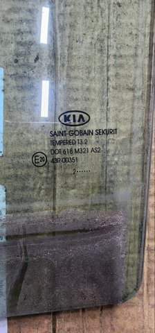 Скло заднє ліве 834113U000A HYUNDAI