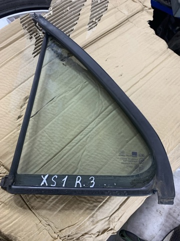Задня кватирка права 835713E010 HYUNDAI