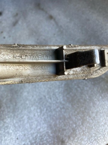 Відбивач бампера заднього правий 84281SC000 SUBARU