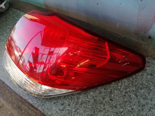 Задні ліхтарі 84912AJ090 SUBARU