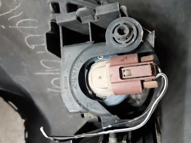Кріплення протитуманки правої 84927AG220 SUBARU