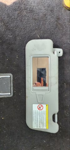 Козирок сонцезахисний 852103W040ED HYUNDAI
