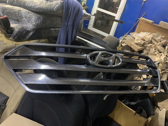 Облицювання радіатора 863502W060 HYUNDAI