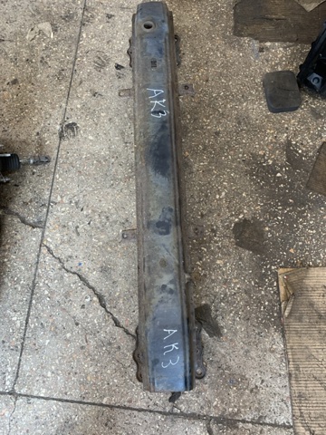 Балка бампера переднього 865303W300 HYUNDAI