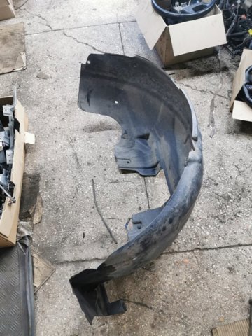 Підкрилок передній правий 868123E510 HYUNDAI