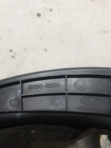 Внутрішня накладка кріплення дзеркала правого 876602S000 HYUNDAI