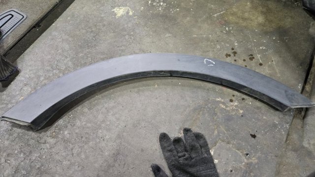 Накладка заднього лівого крила 877413U000 HYUNDAI