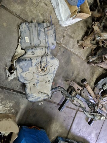 Бак паливний додатковий 8R0201060R VAG