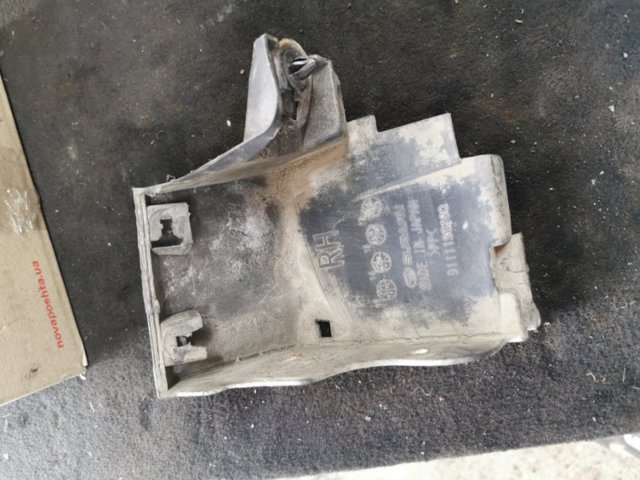 Молдинг переднього правого крила 91112SG101 SUBARU