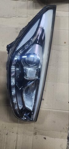 Права блок фара 921022S620 HYUNDAI