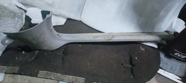Накладка зовнішня (молдинг) порога, передні праві 94060SA000ND SUBARU