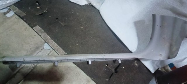 Накладка зовнішня (молдинг) порога, лівий 94060SA020ND SUBARU