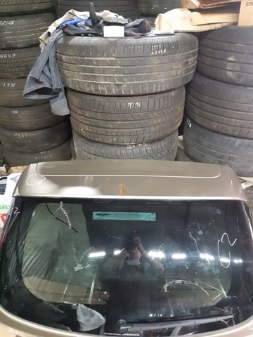 Крило на багажник 96031FG000NN SUBARU