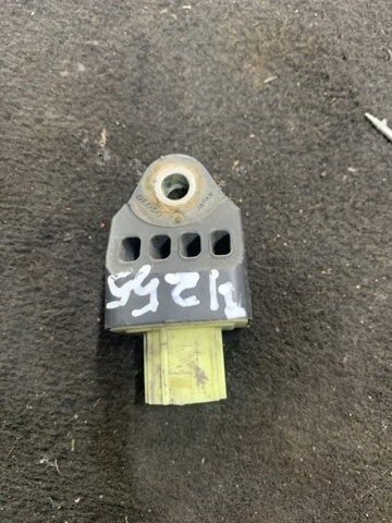 Датчик Айрбег передній 98231SG010 SUBARU