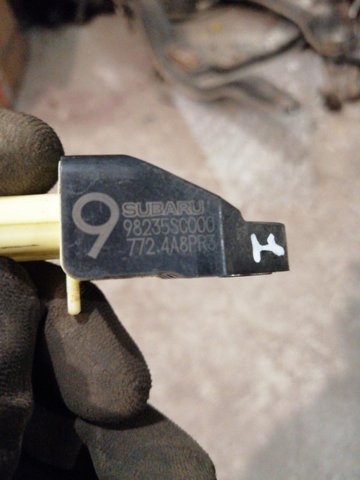Датчик AIRBAG передній 98235SC000 SUBARU