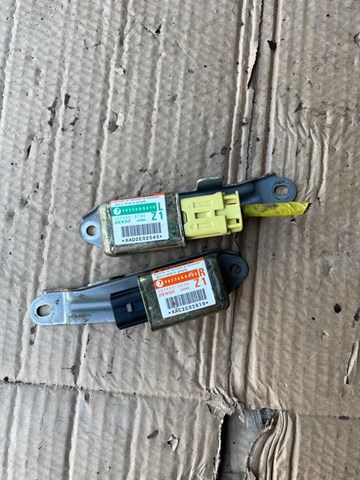 Датчик подушки безпеки 98236AG000 SUBARU