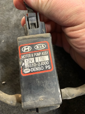 Насос електроомивача 985102J000 HYUNDAI