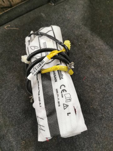 Подушка Айрбег спинки сидіння лівого 985H11KA1D NISSAN