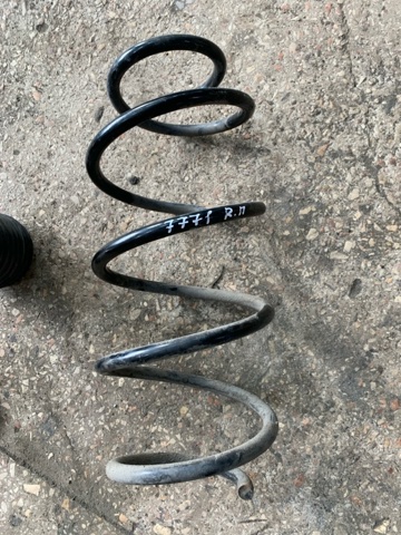 Пружина передня A2123211404 MERCEDES