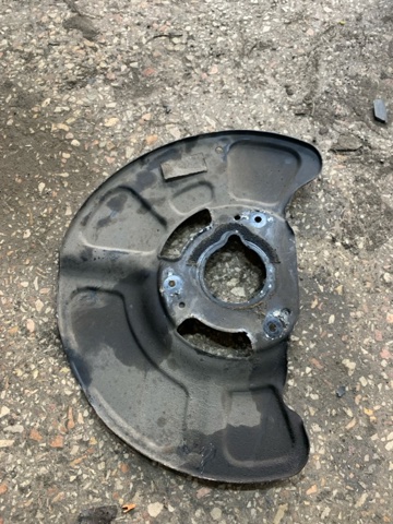 Захист гальмівного диска, переднього, правого A2124201244 MERCEDES