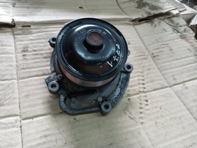 Насос охолоджуючої рідини A6422002201 MERCEDES