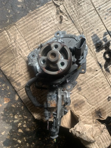 Насос охолоджуючої рідини JDE38879 JAGUAR