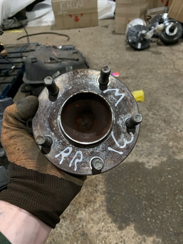 Підшипник задньої маточини KD312615XB MAZDA