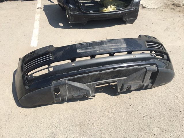 Буфер (бампер) передній LR064624 LAND ROVER