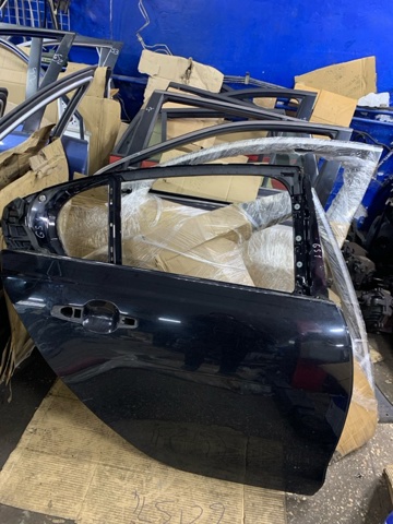 Двері пасажирські задні праві T4N2634 JAGUAR