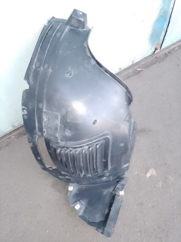 Підкрилок заднього крила, правий передній A1676901608 MERCEDES
