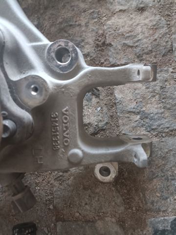 Цапфа поворотного кулака 31451338 VOLVO