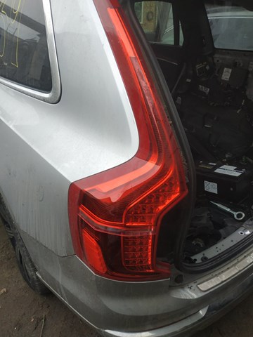 Ліхтар задній лівий 32228830 VOLVO
