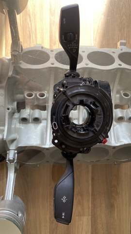 Перемикач підрульовий 61315A32040 BMW