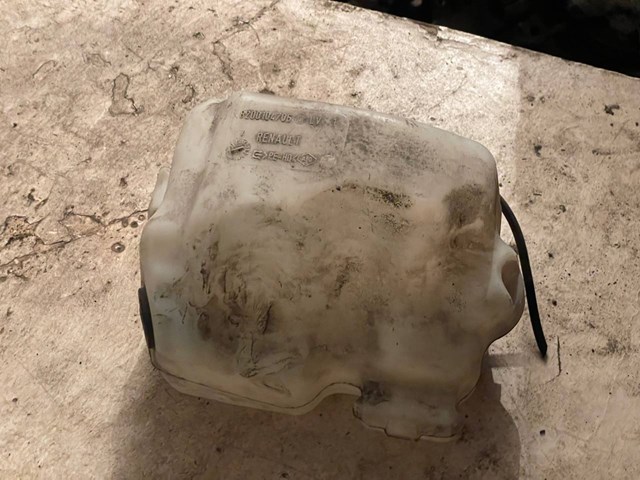 Бачок омивача скла Renault Scenic 2